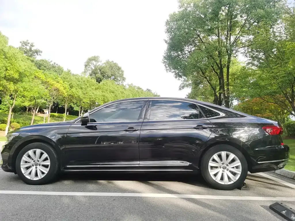 Volkswagen Passat 2021 из CN, фото 8