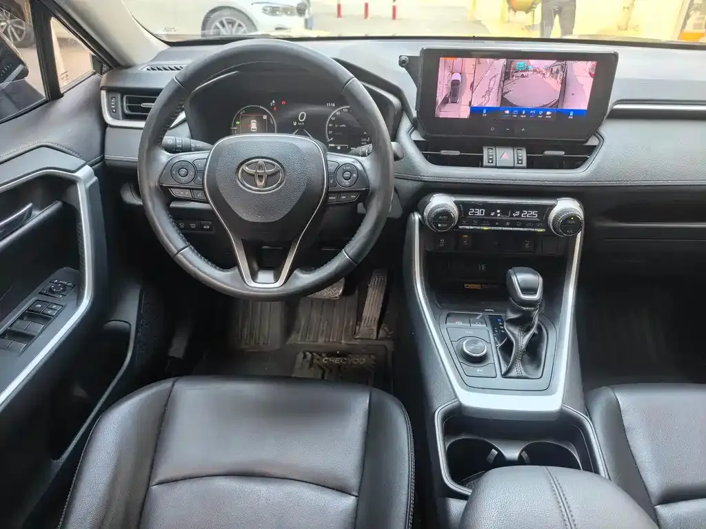 Toyota RAV4 2024 из CN, фото 9
