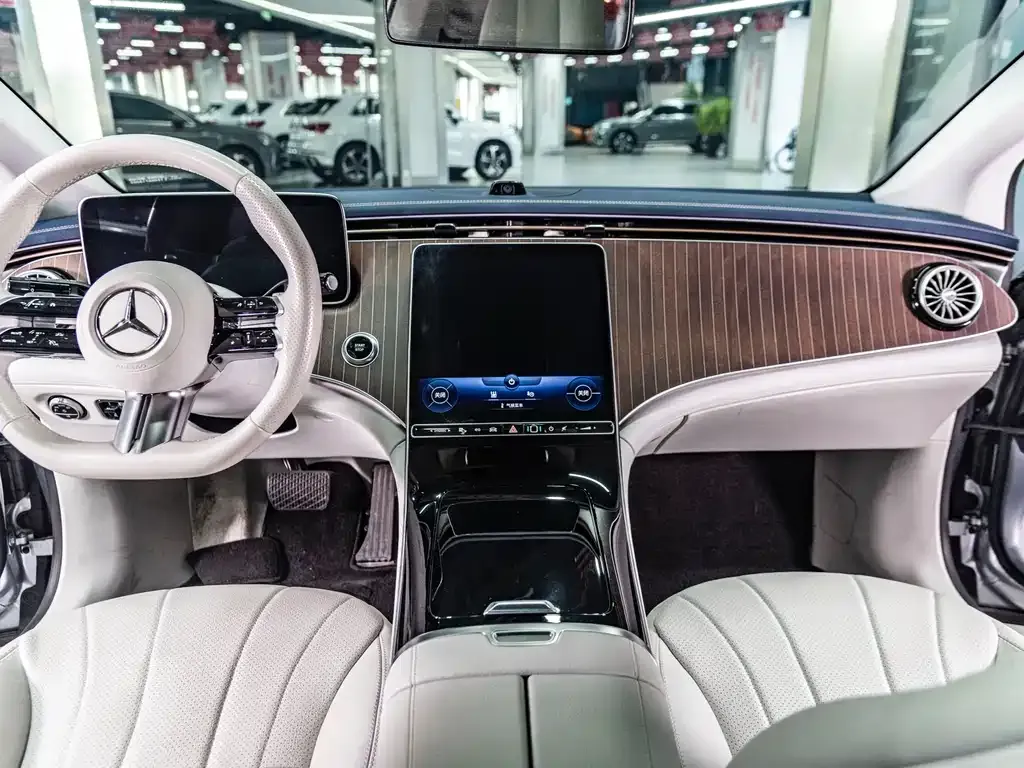 Mercedes-Benz EQE 2025 из CN, фото 10