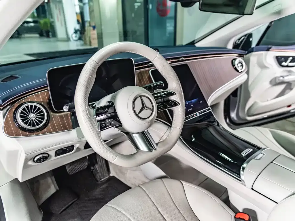 Mercedes-Benz EQE 2025 из CN, фото 3