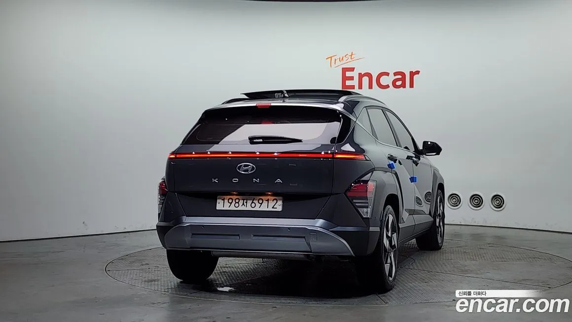 Hyundai Kona 2023 из KR, фото 3