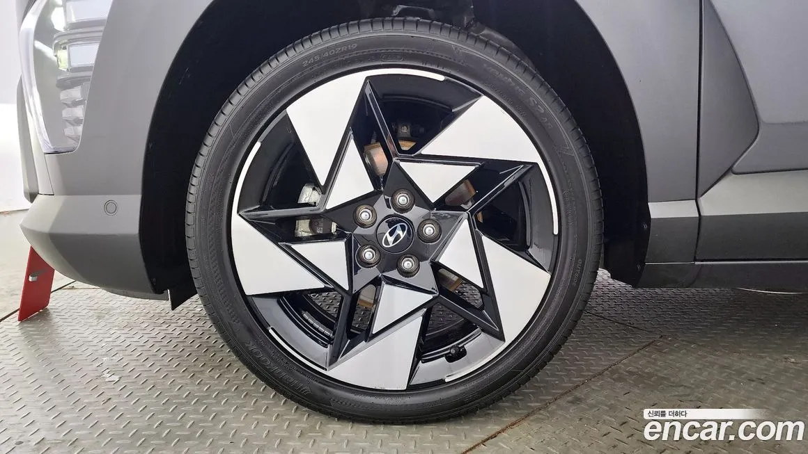 Hyundai Kona 2023 из KR, фото 5