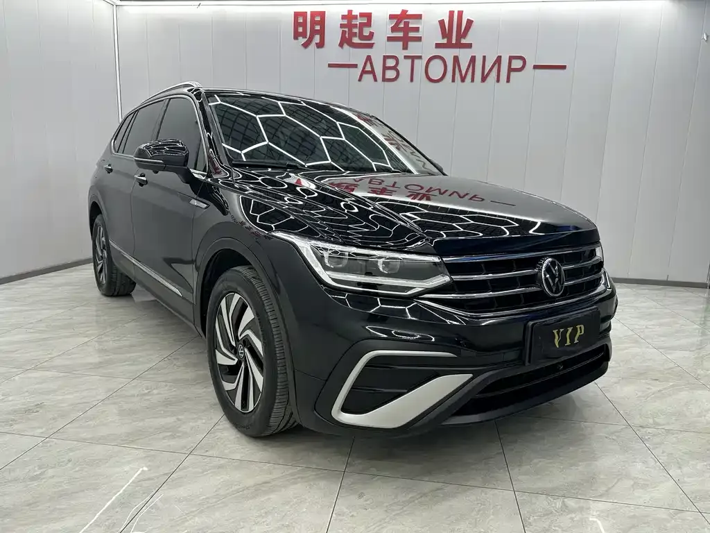 Volkswagen Tiguan L 2022 из CN, фото 4