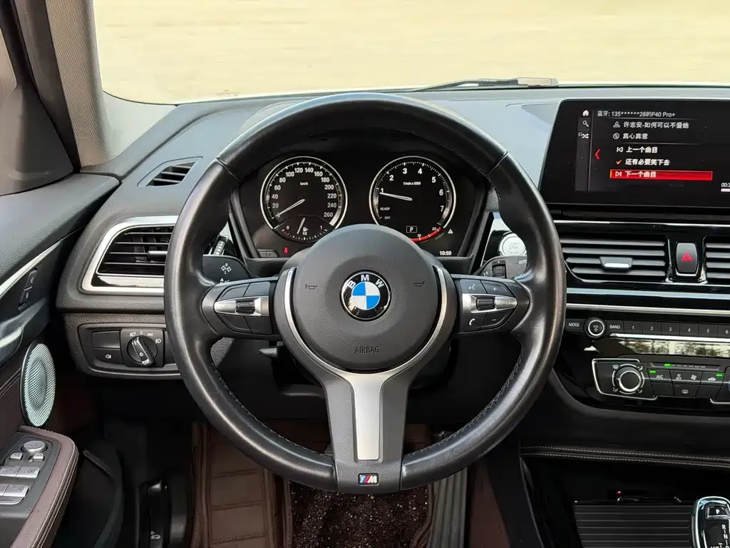 BMW 1 Series 2022 из CN, фото 9