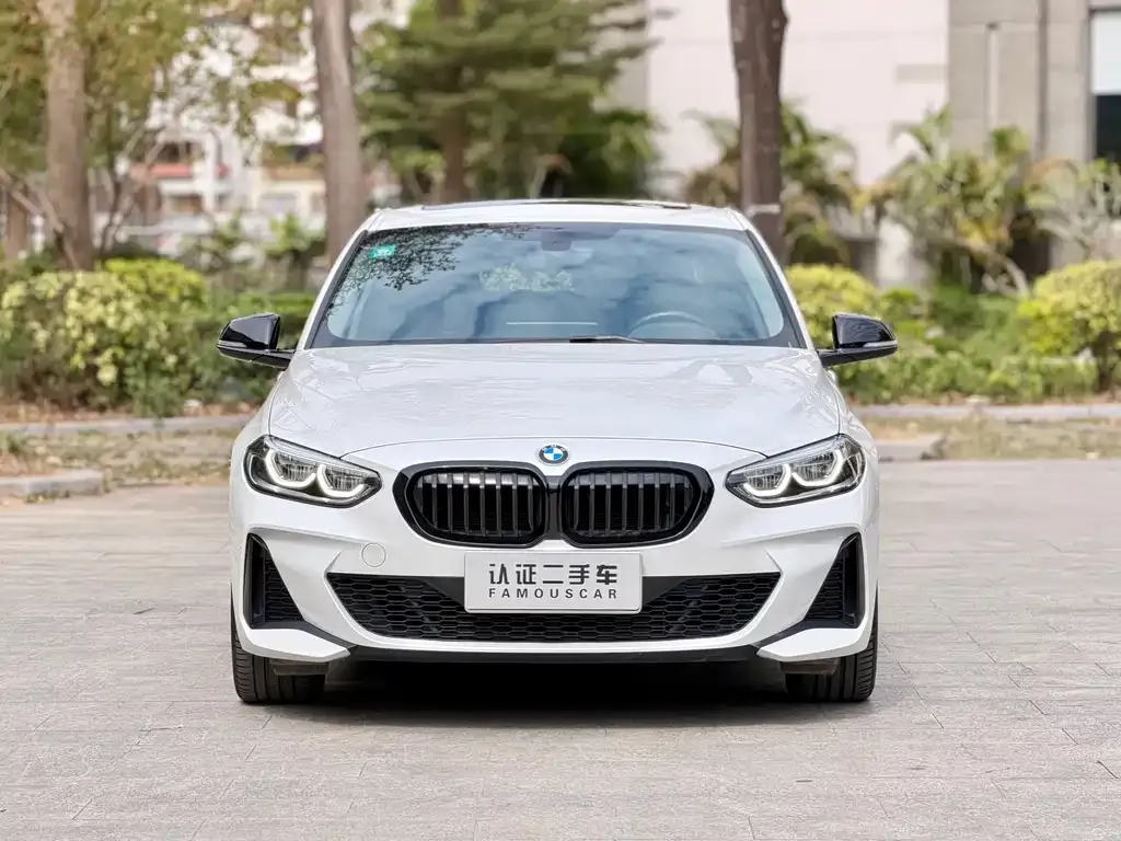 BMW 1 Series 2022 из CN, фото 3