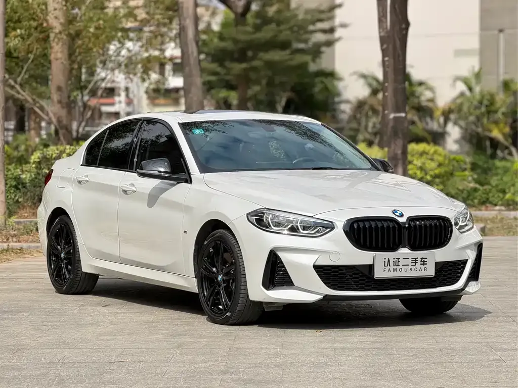 BMW 1 Series 2022 из CN, фото 2