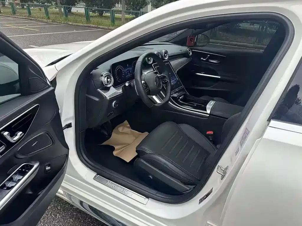 Mercedes-Benz C-Class 2024 из CN, фото 7
