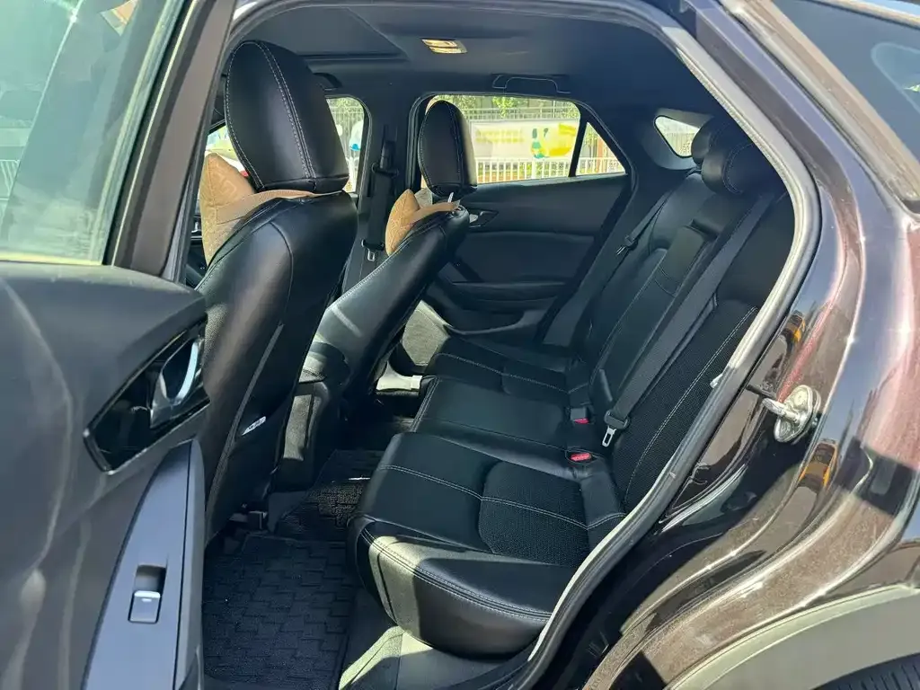Mazda CX-4 2021 из CN, фото 3