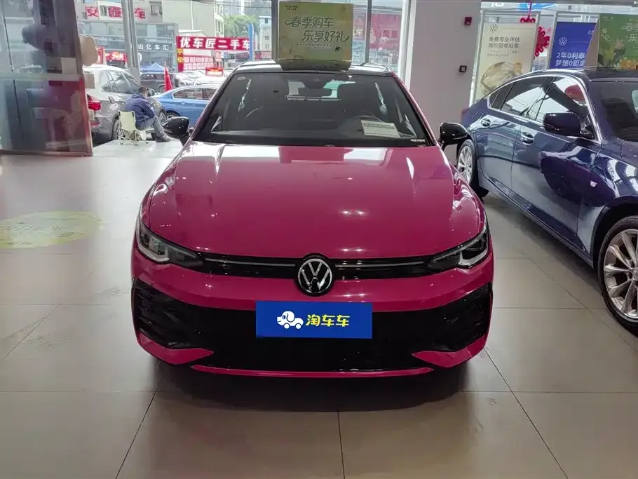 Volkswagen Golf 2024 из CN, фото 8
