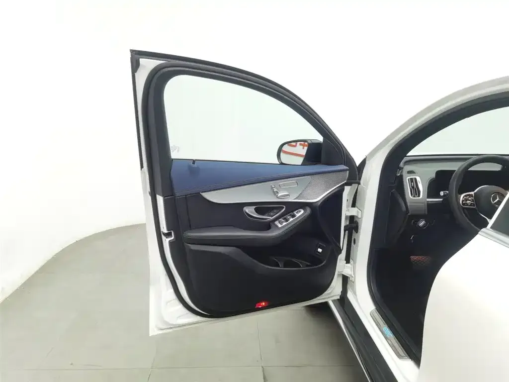 Mercedes-Benz EQC 2021 из CN, фото 3