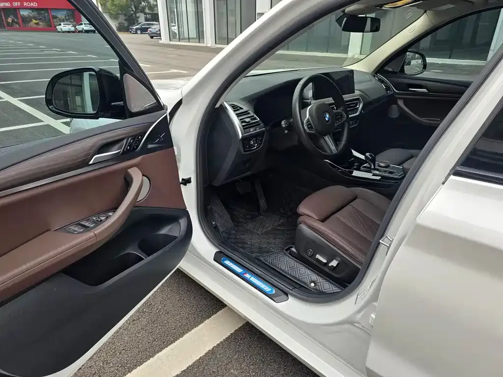 BMW X3 2022 из CN, фото 4
