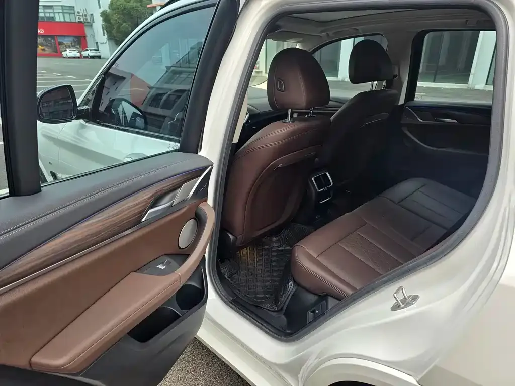 BMW X3 2022 из CN, фото 3