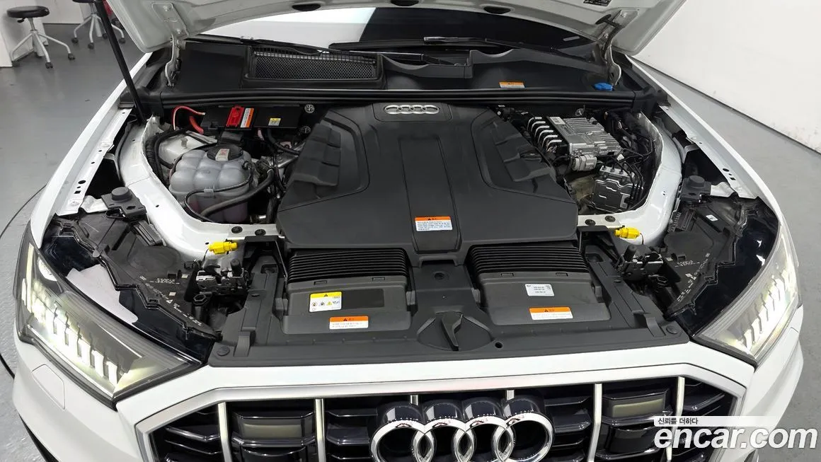 Audi Q7 2023 из KR, фото 7