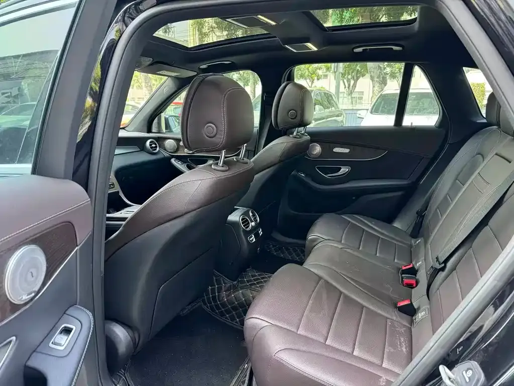 Mercedes-Benz GLC 2023 из CN, фото 3