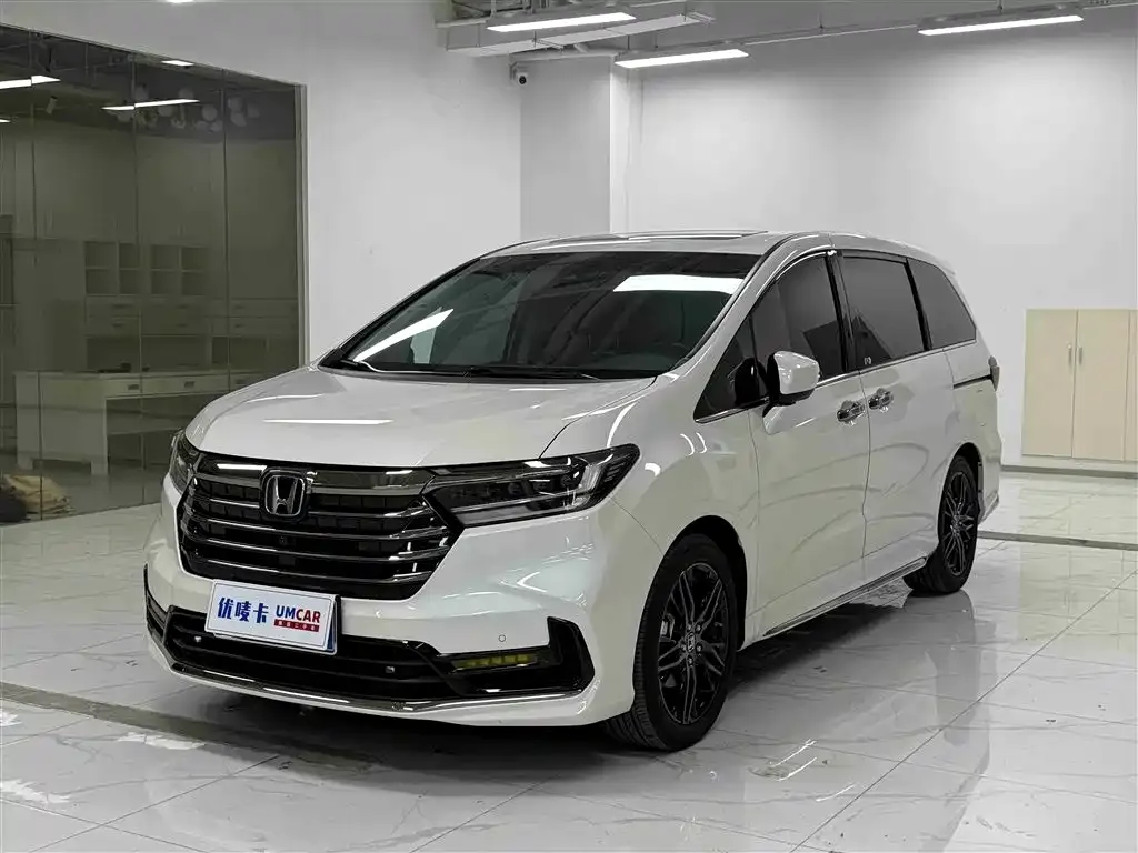 Honda Odyssey — фото 1