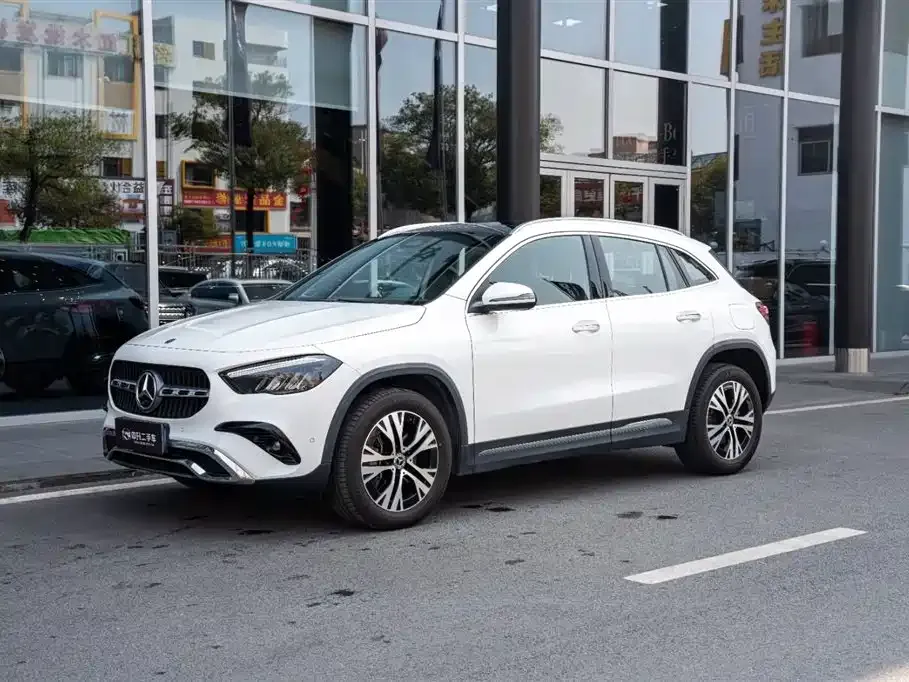 Mercedes-Benz GLA — фото 9