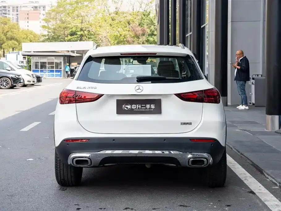 Mercedes-Benz GLA — фото 10