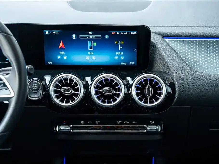 Mercedes-Benz GLA — фото 5