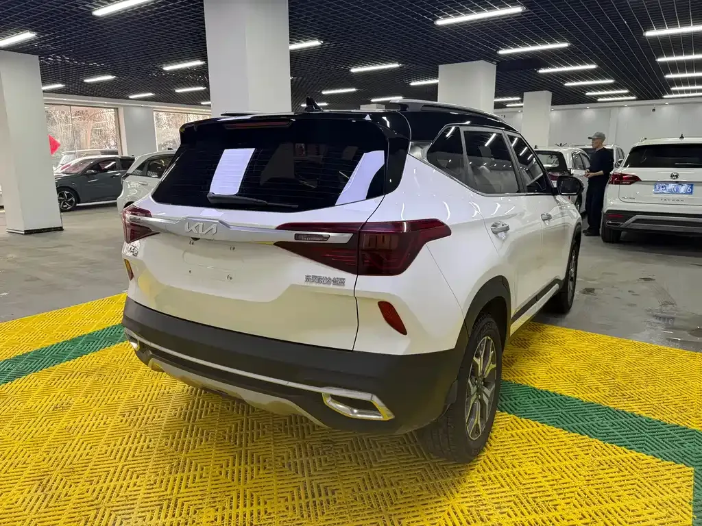Kia KX3 — фото 5