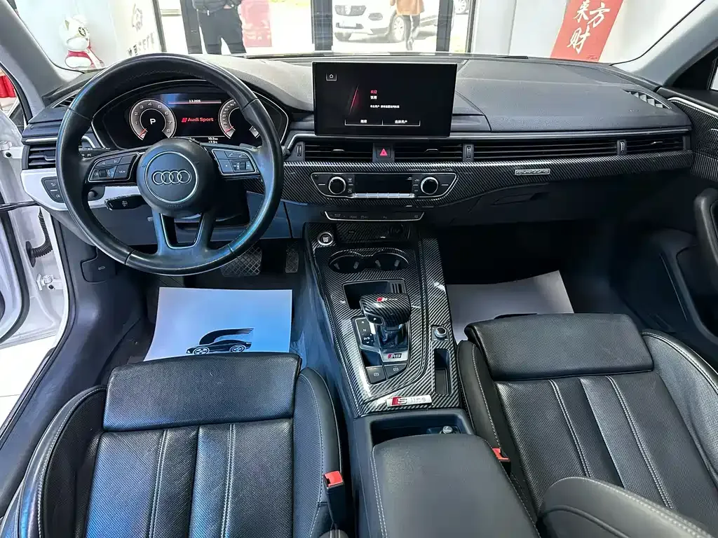 Audi A4L 2022 из CN, фото 5