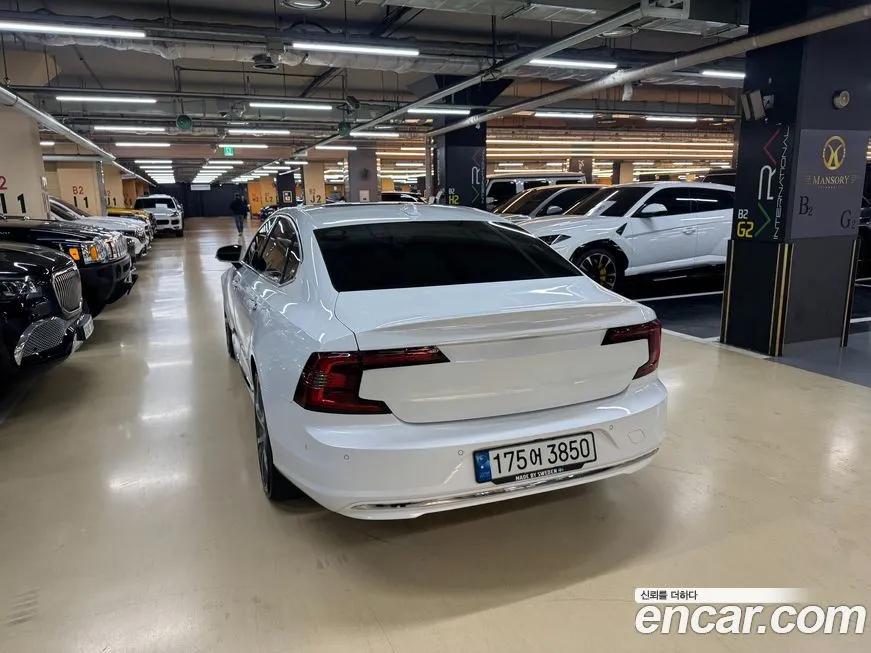 Volvo S90 2022 из KR, фото 4