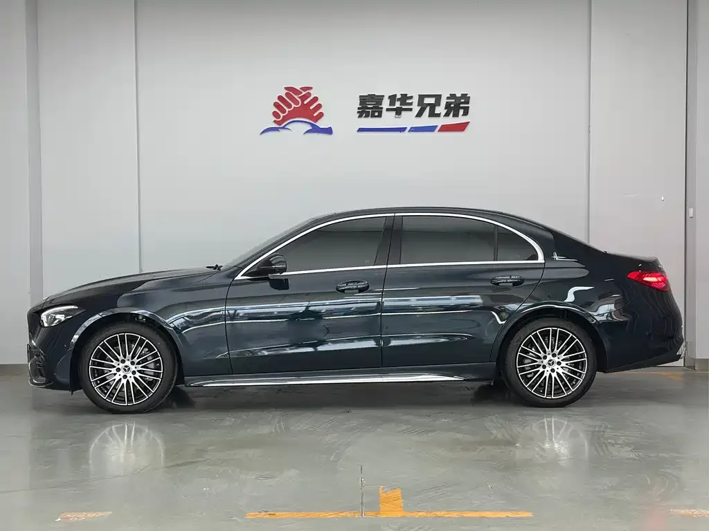 Mercedes-Benz C-Class 2025 из CN, фото 4