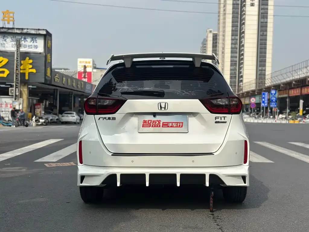 Honda Fit — фото 4