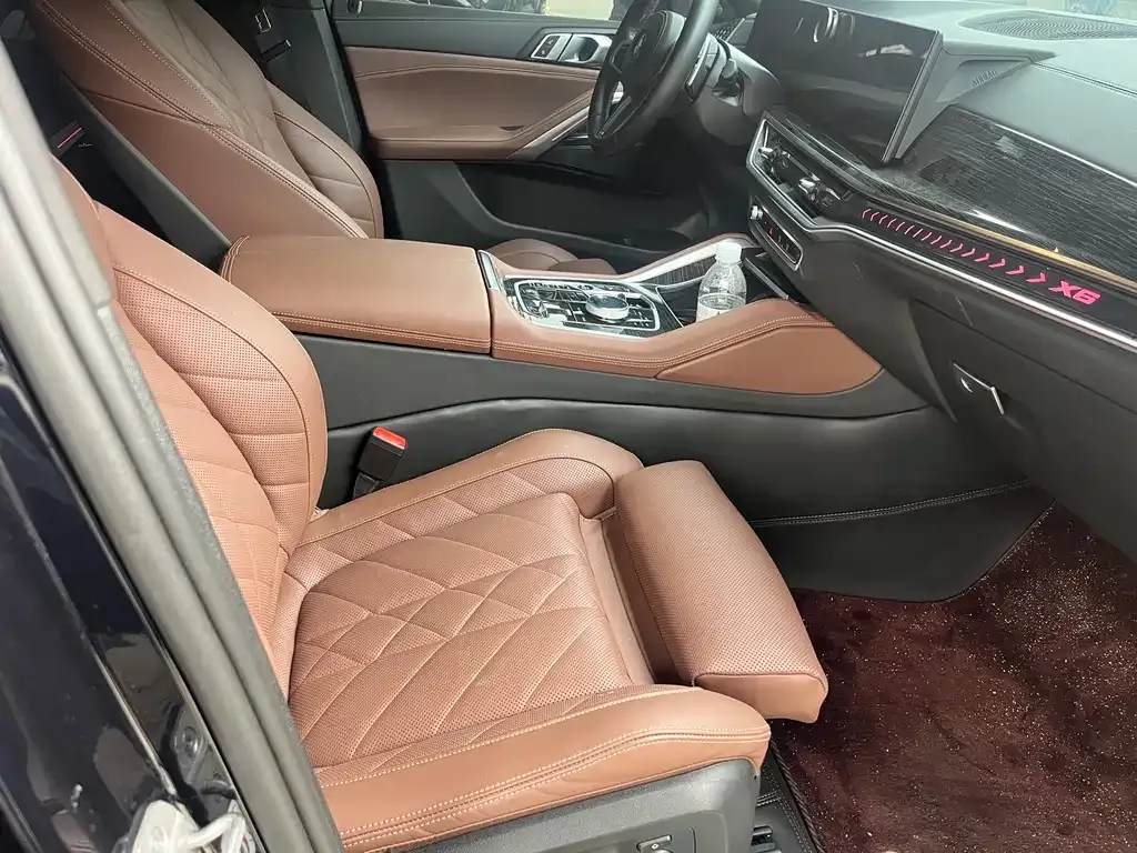 BMW X6 2025 из CN, фото 6