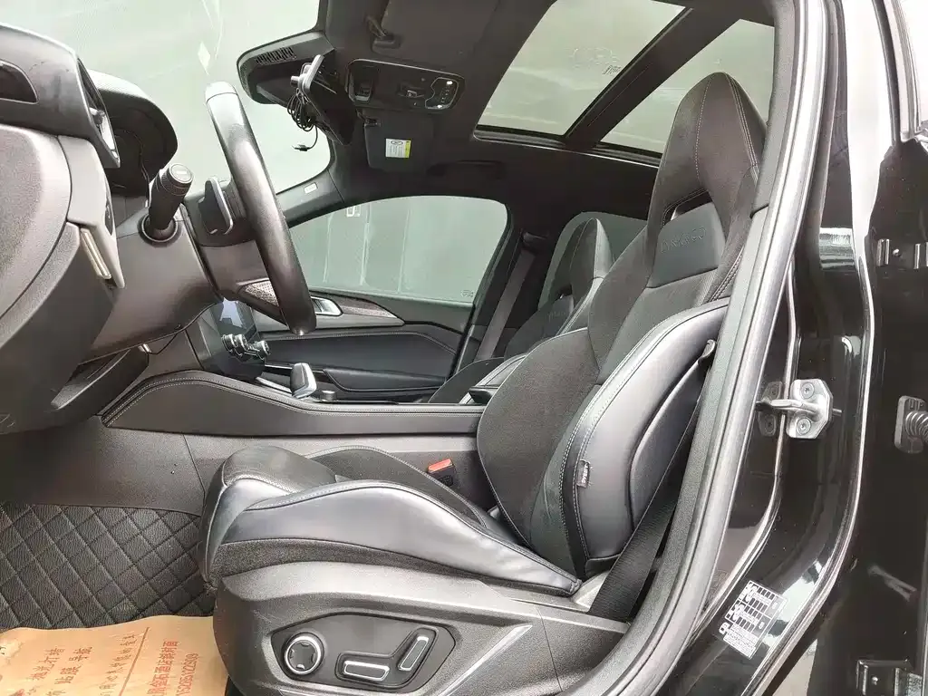 Lynk & Co 03 2022 из CN, фото 7