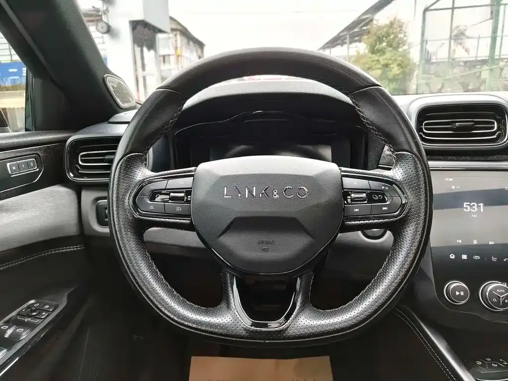 Lynk & Co 03 2022 из CN, фото 5