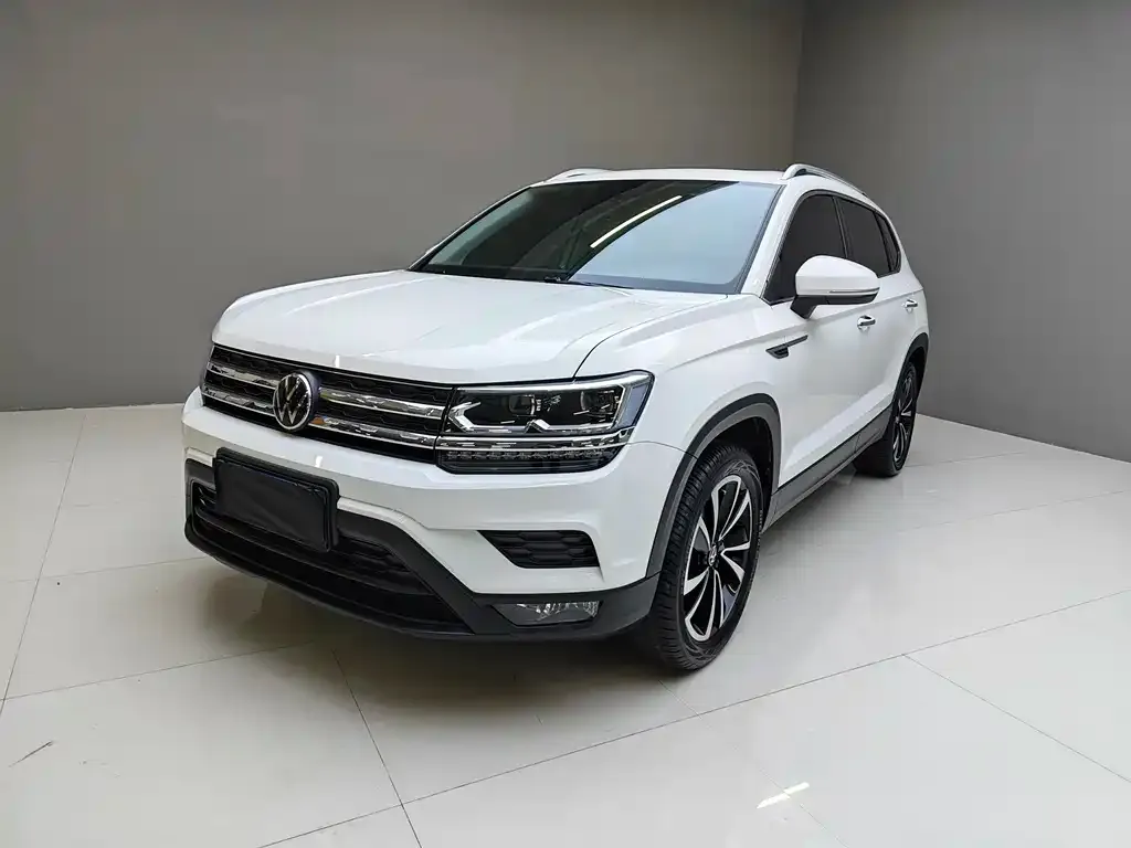 Volkswagen Tharu — фото 1