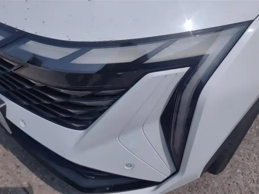 Geely Boyue L 2022 из CN, фото 2