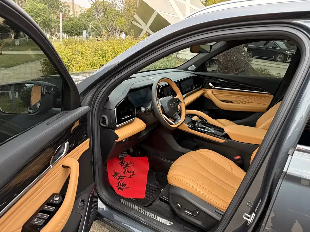 Geely Xingyue L 2024 из CN, фото 4