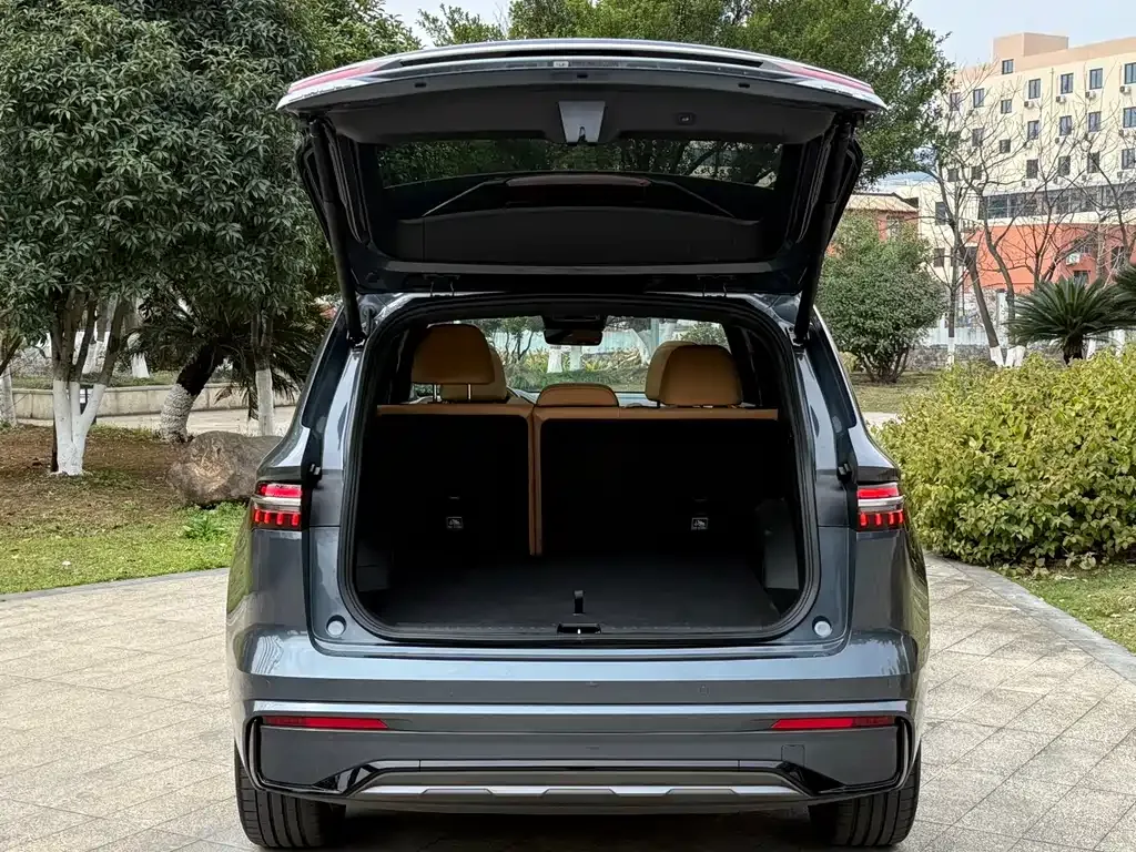 Geely Xingyue L 2024 из CN, фото 6