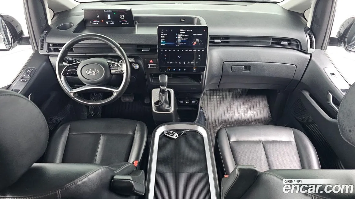 Hyundai Staria 2023 из KR, фото 9