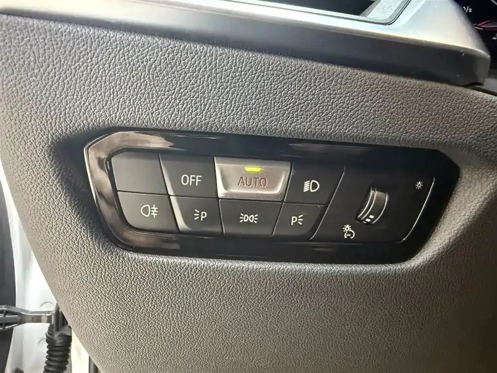 BMW 3 Series — фото 10