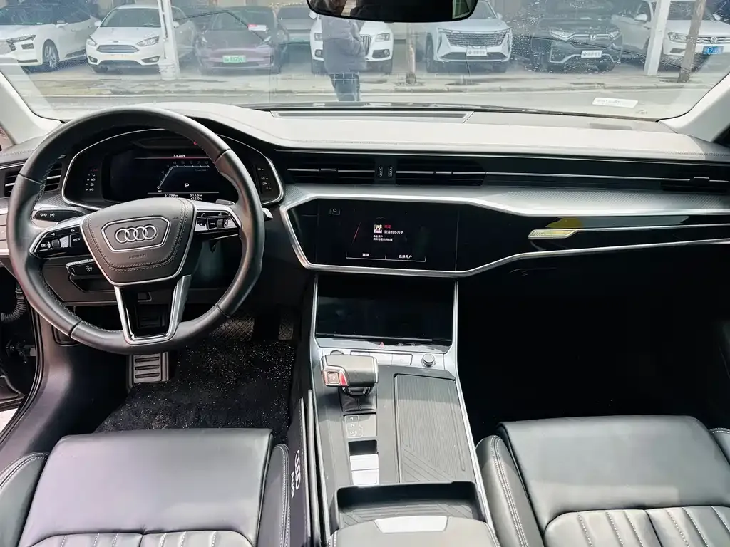 Audi A6L 2024 из CN, фото 2
