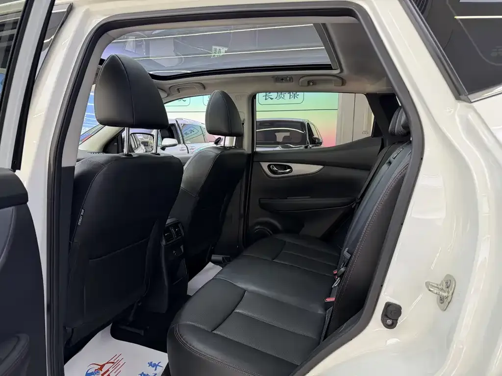 Nissan Qashqai 2021 из CN, фото 2