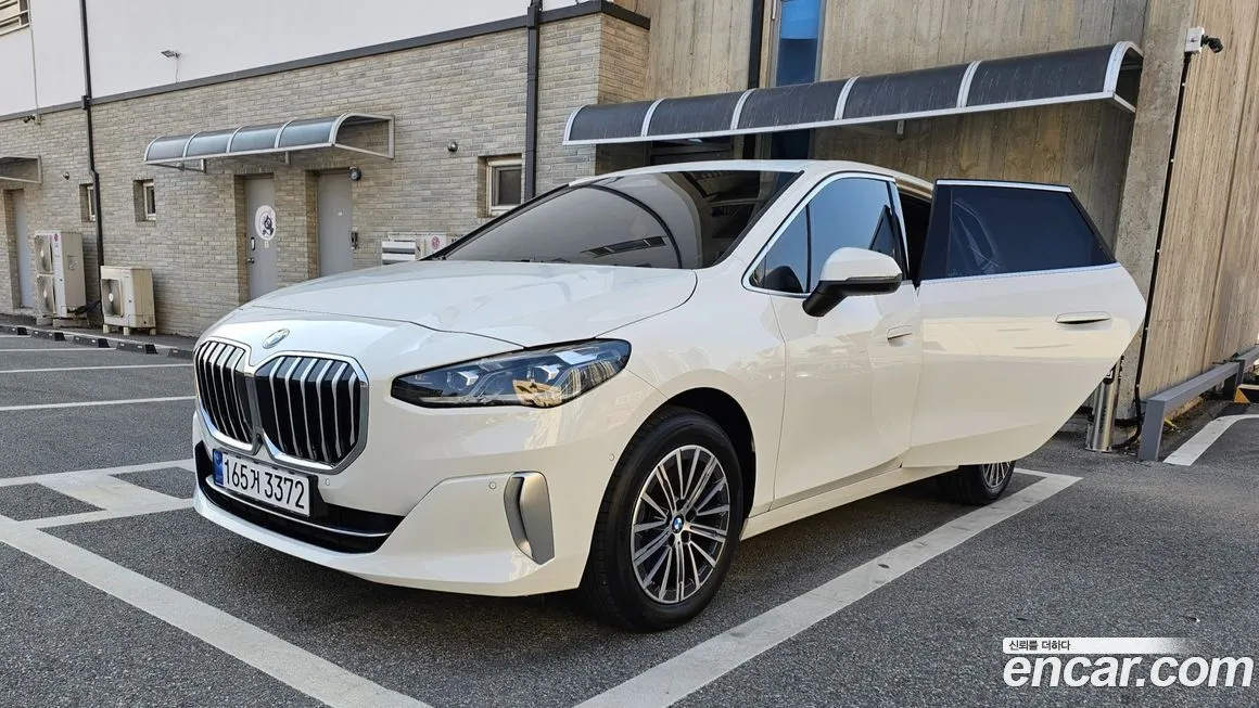 BMW 2-Series 220i Luxury