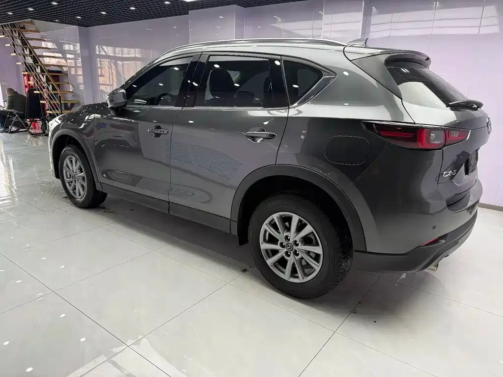 Mazda CX-5 2023 из CN, фото 9