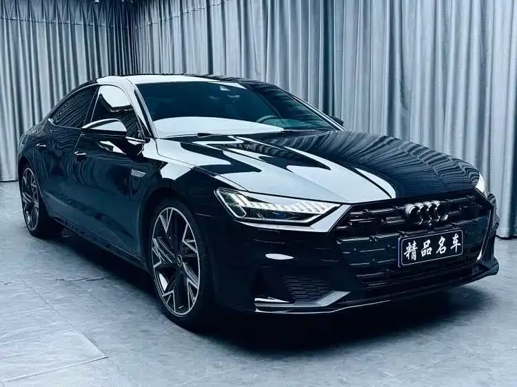 Audi A7L — фото 5