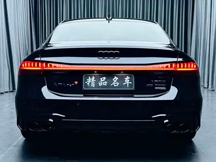 Audi A7L — фото 2