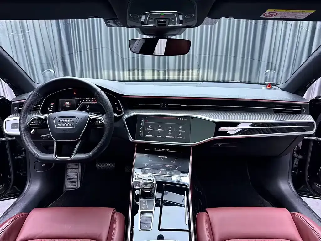 Audi A7L — фото 8