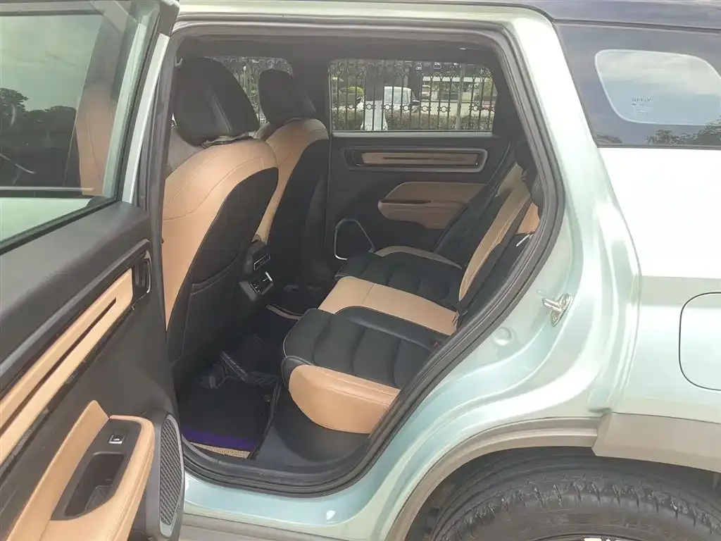 Geely Icon 2023 из CN, фото 2
