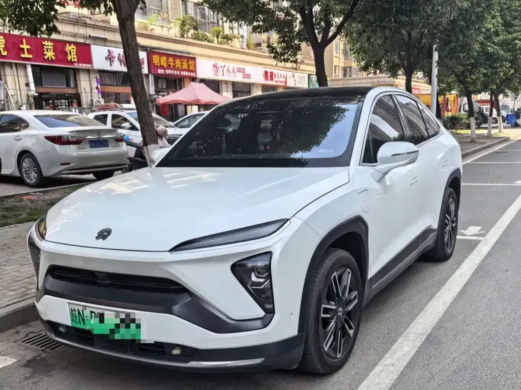 NIO EC6 — фото 1