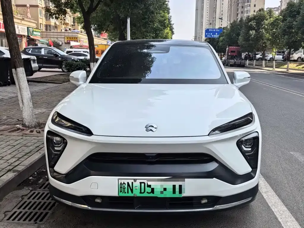 NIO EC6 — фото 7