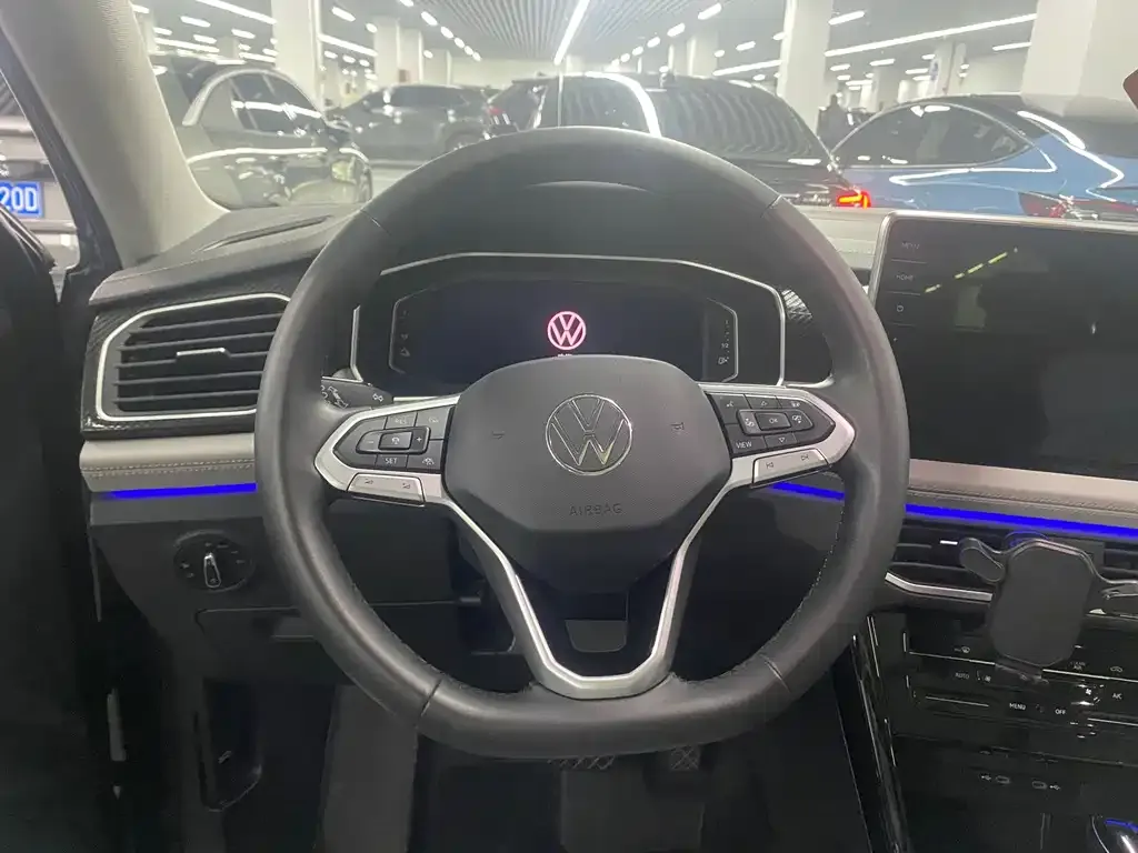 Volkswagen GTE PHEV 2024 из CN, фото 10