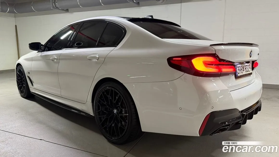 BMW 5-Series 2021 из KR, фото 2