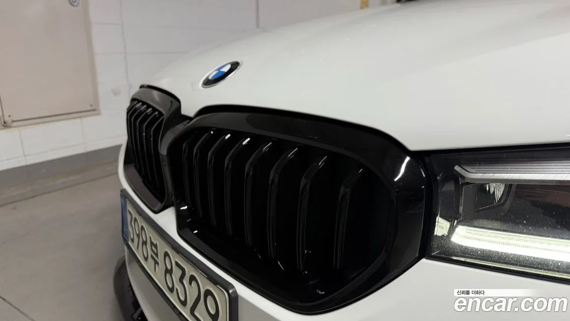 BMW 5-Series 2021 из KR, фото 3