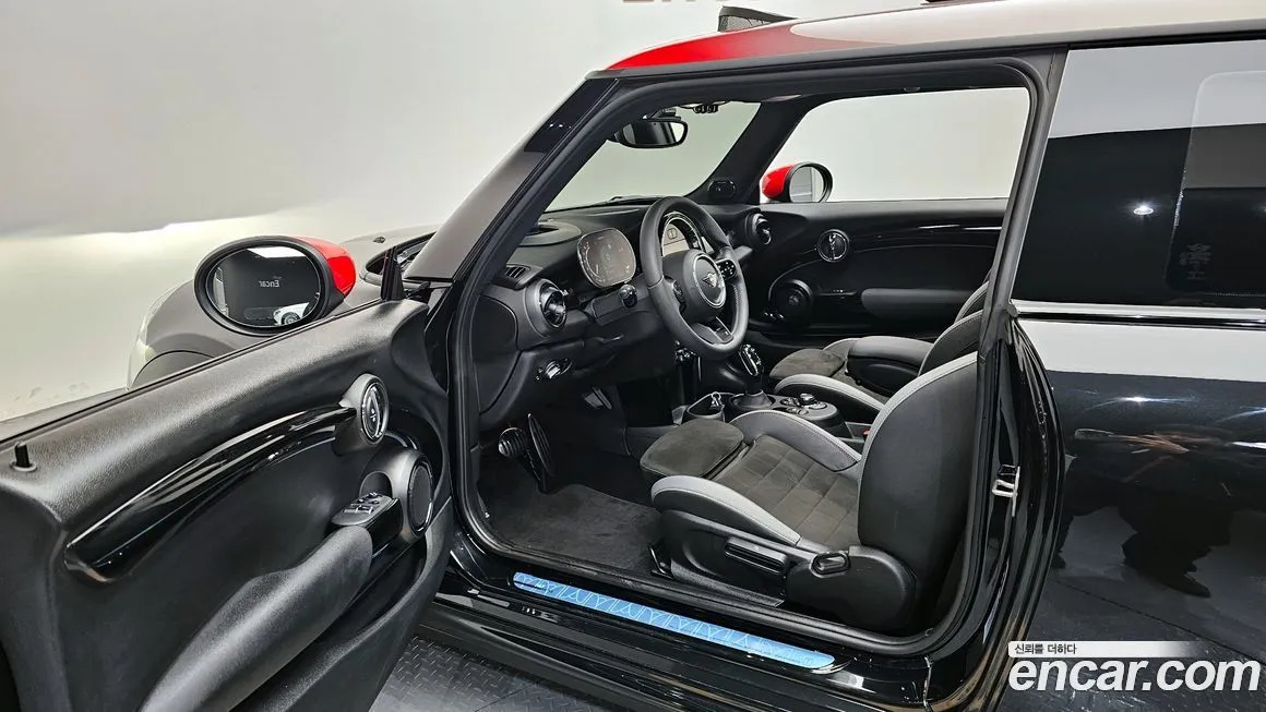 Mini Cooper 2023 из KR, фото 2